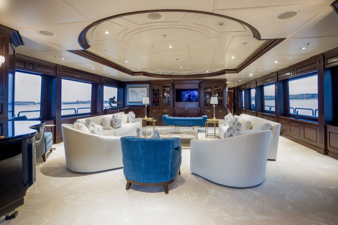 The main salon.